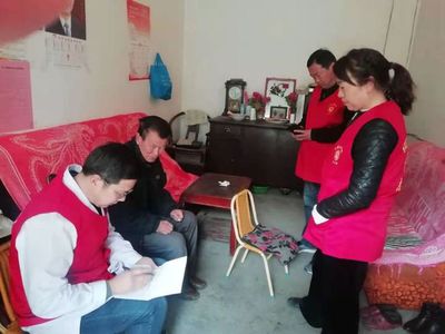 鞏義市回郭鎮“獻暖暖愛心”幫扶活動 以溫情筑起點，讓關愛暖人心